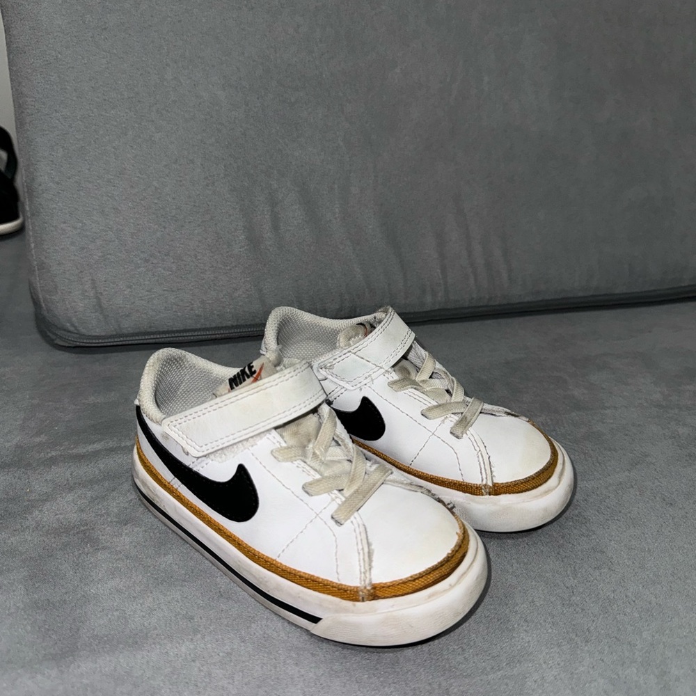 Toddler Nike Court